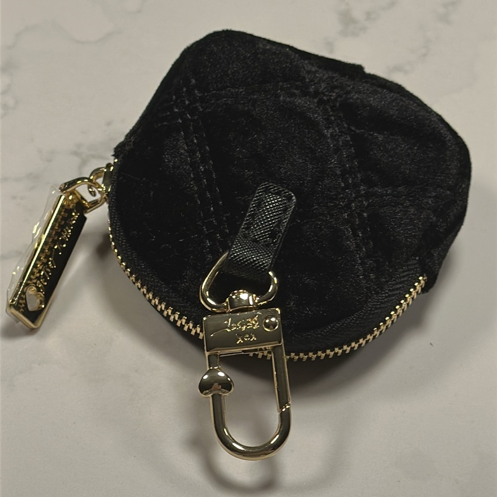 NWOT- Betsey Johnson Mini Black Quilted Velvet Coin Pouch